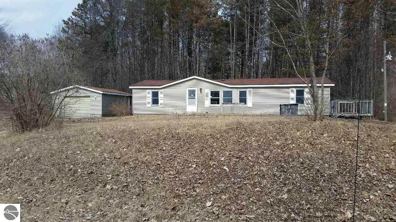 1908 Herrick Road - Photo 1