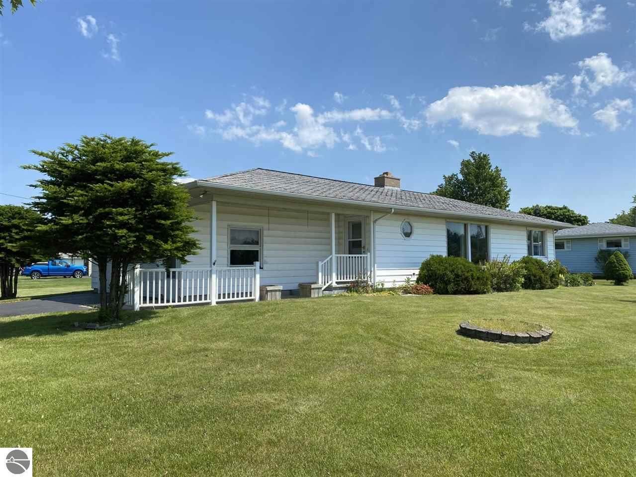 1473 Ivy Lane - Photo 1