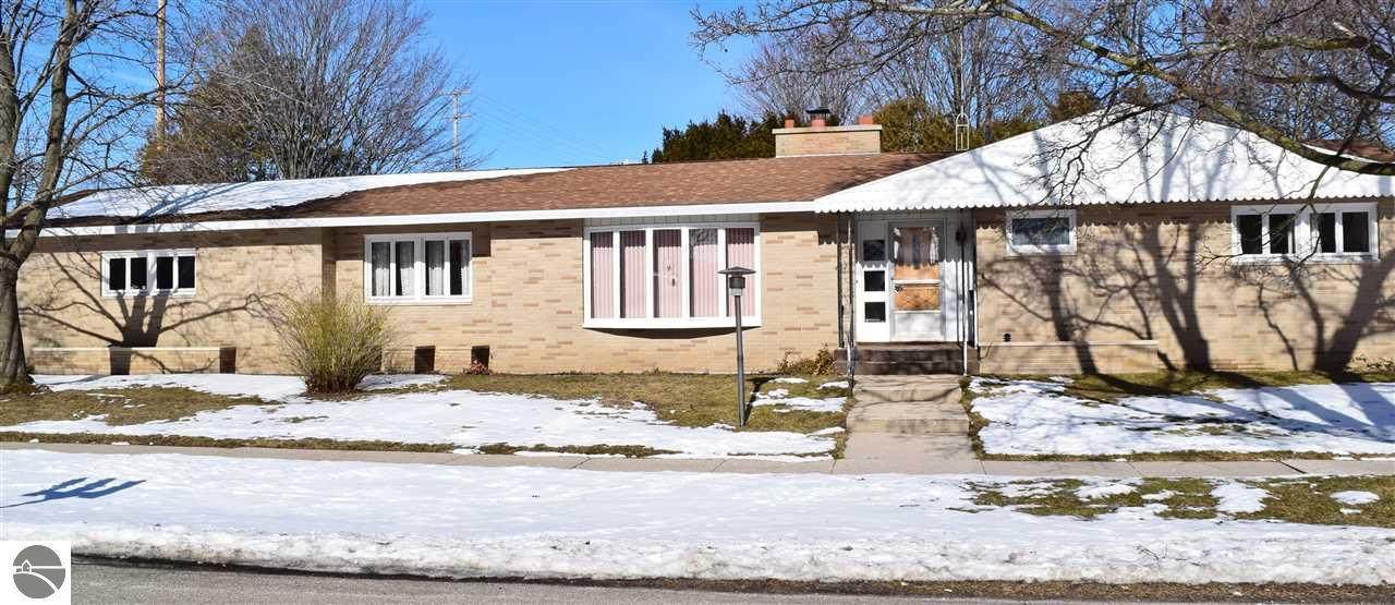 401 Westover Street - Photo 1