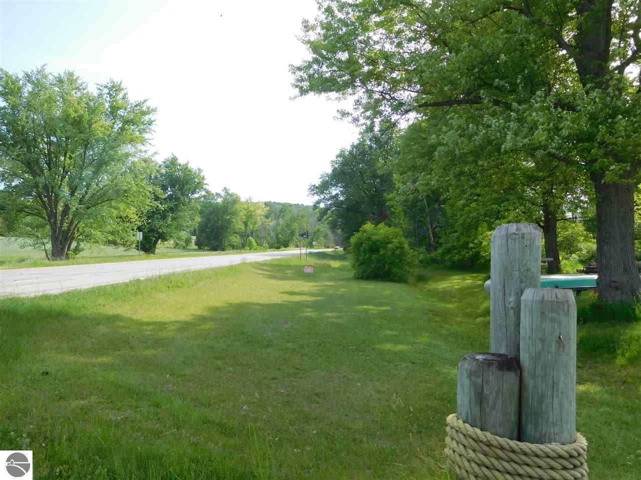 9418 Honor Highway - Photo 1