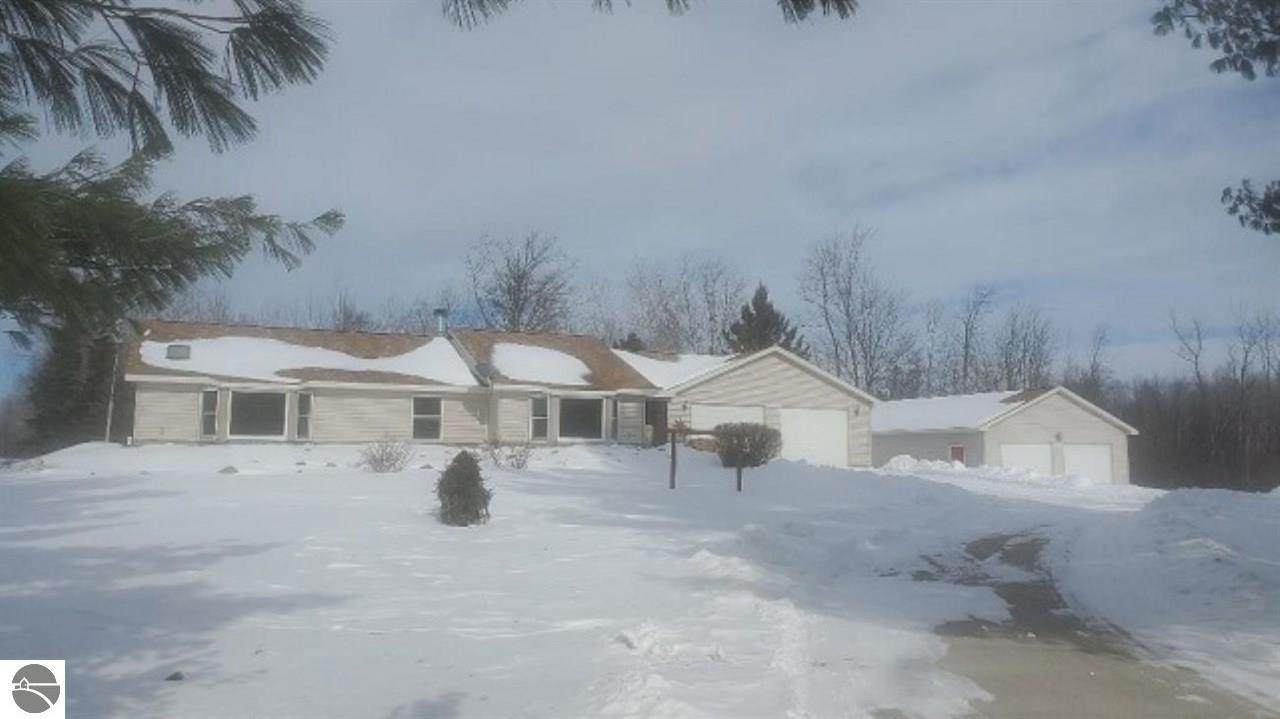 3739 Greenwood Road - Photo 1