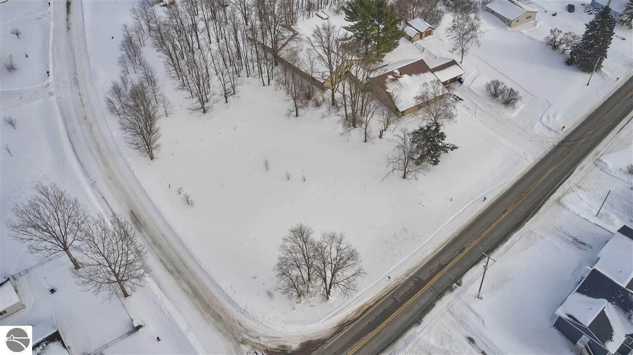 321 East Silver Lake Road - Photo 1