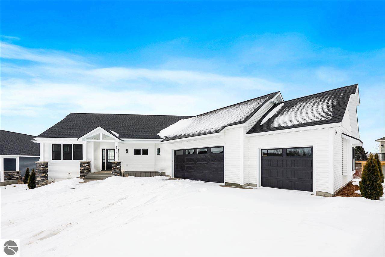 2714 Crown Drive - Photo 1