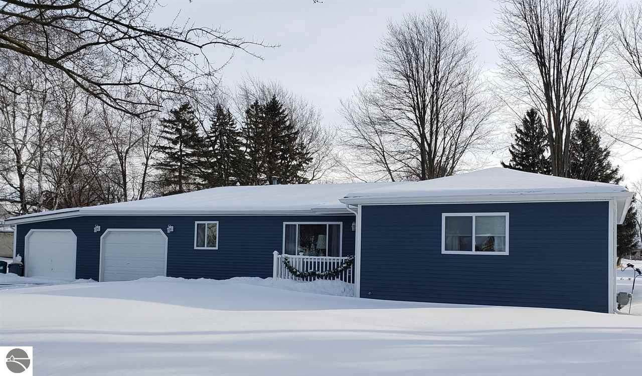 115 Chestnut - Photo 1