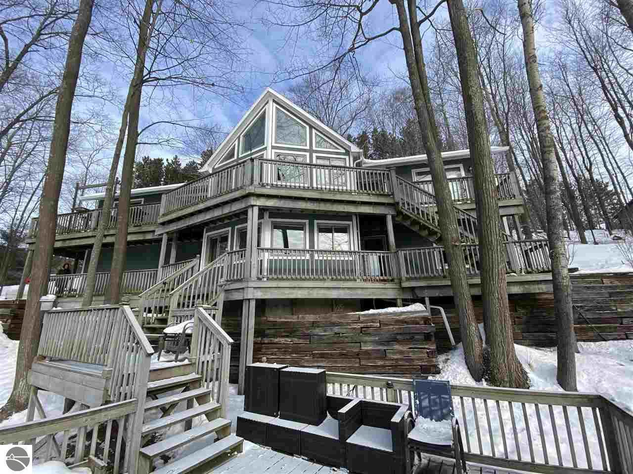 3819 Lincoln Drive - Photo 1
