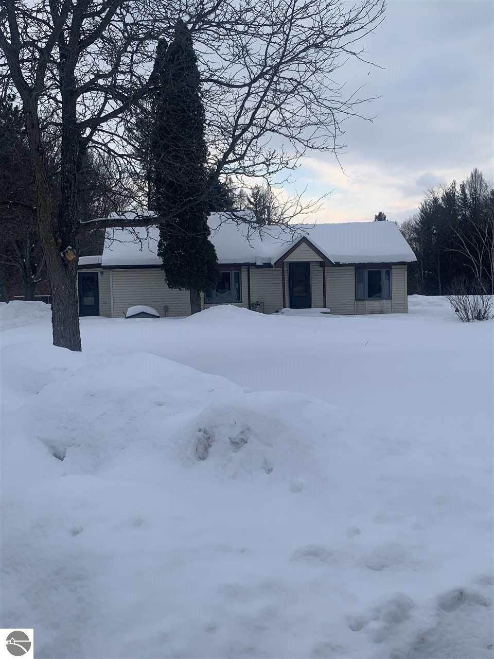 2013 Surrey Road - Photo 1