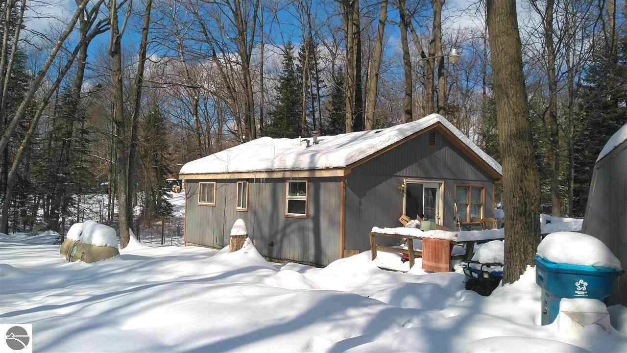 3171 Hazel Street - Photo 1