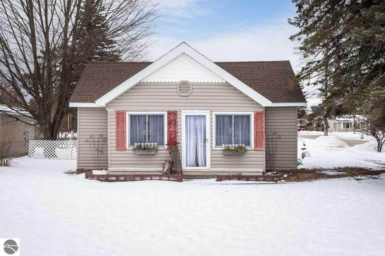 700 Elm Street - Photo 1