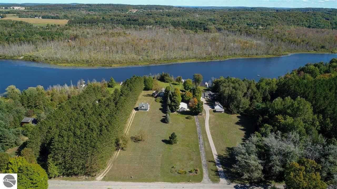 04390 Six Mile Lake Road - Photo 1