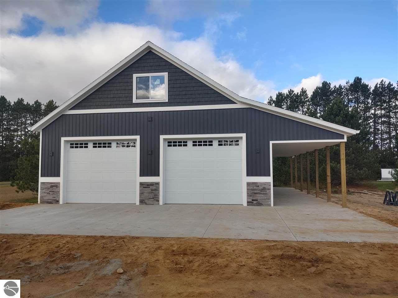 4877 32 Road - Photo 1