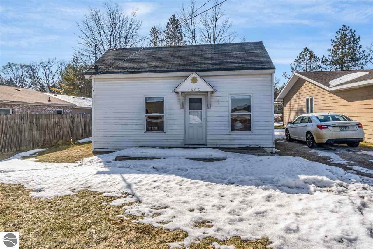 1603 Pickard Street - Photo 1
