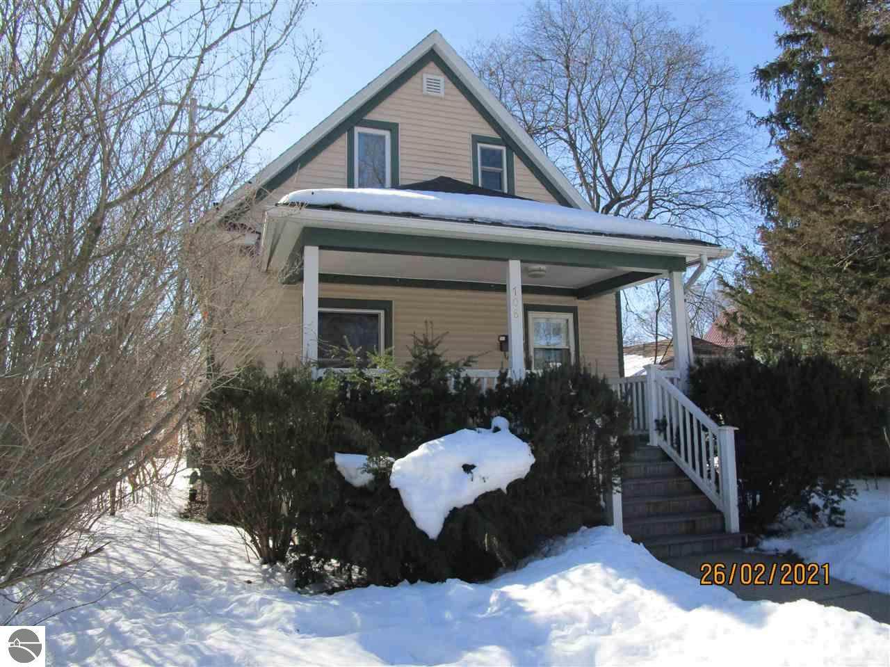708 Wisconsin Street - Photo 1