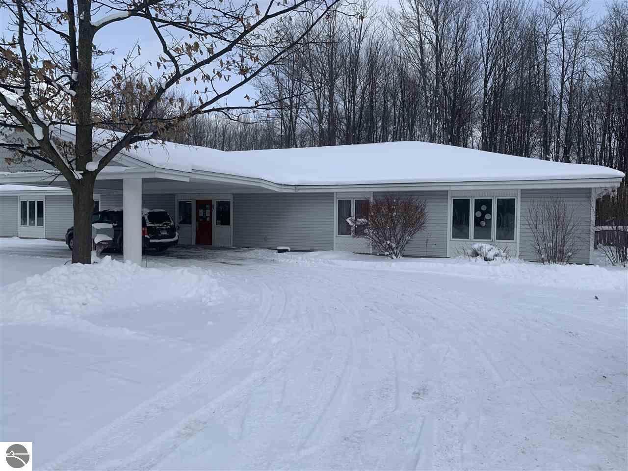 615 Beardsley Road - Photo 1