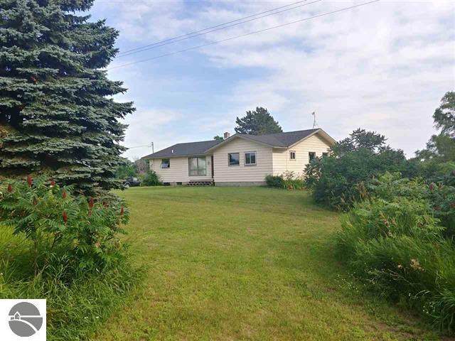 4809 Grace Road - Photo 1