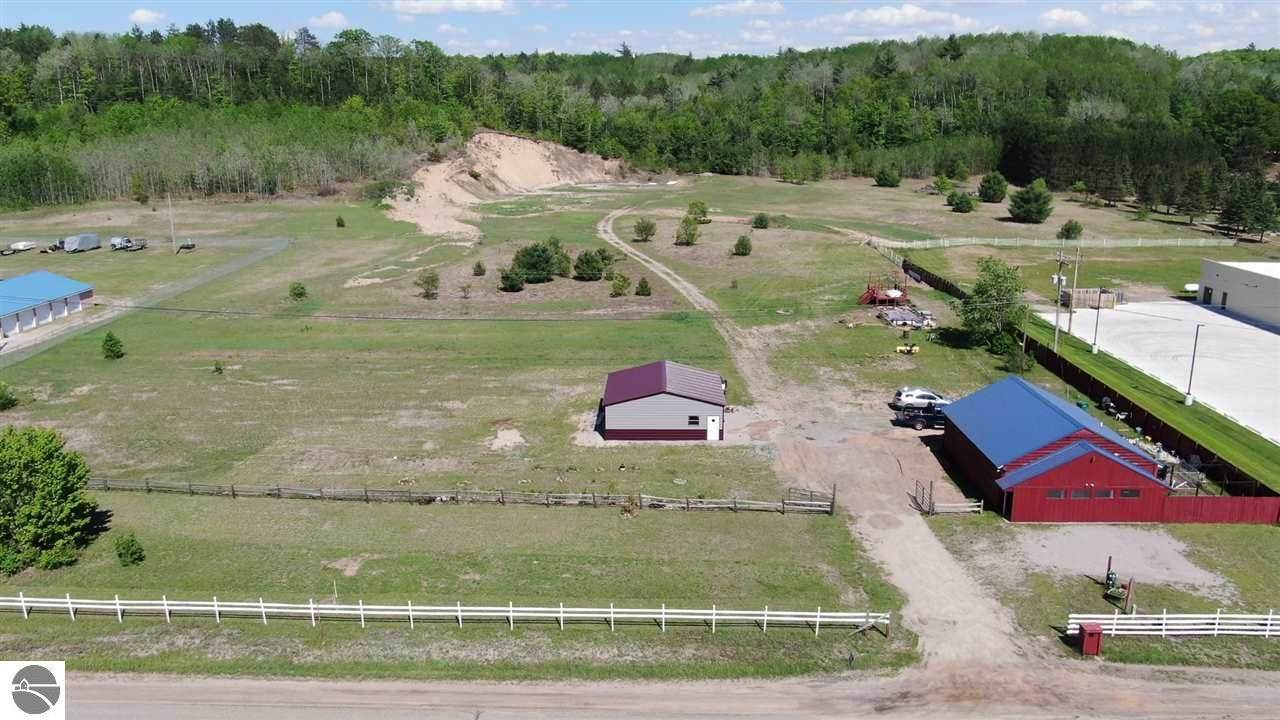6112 N Old 27 - Photo 1