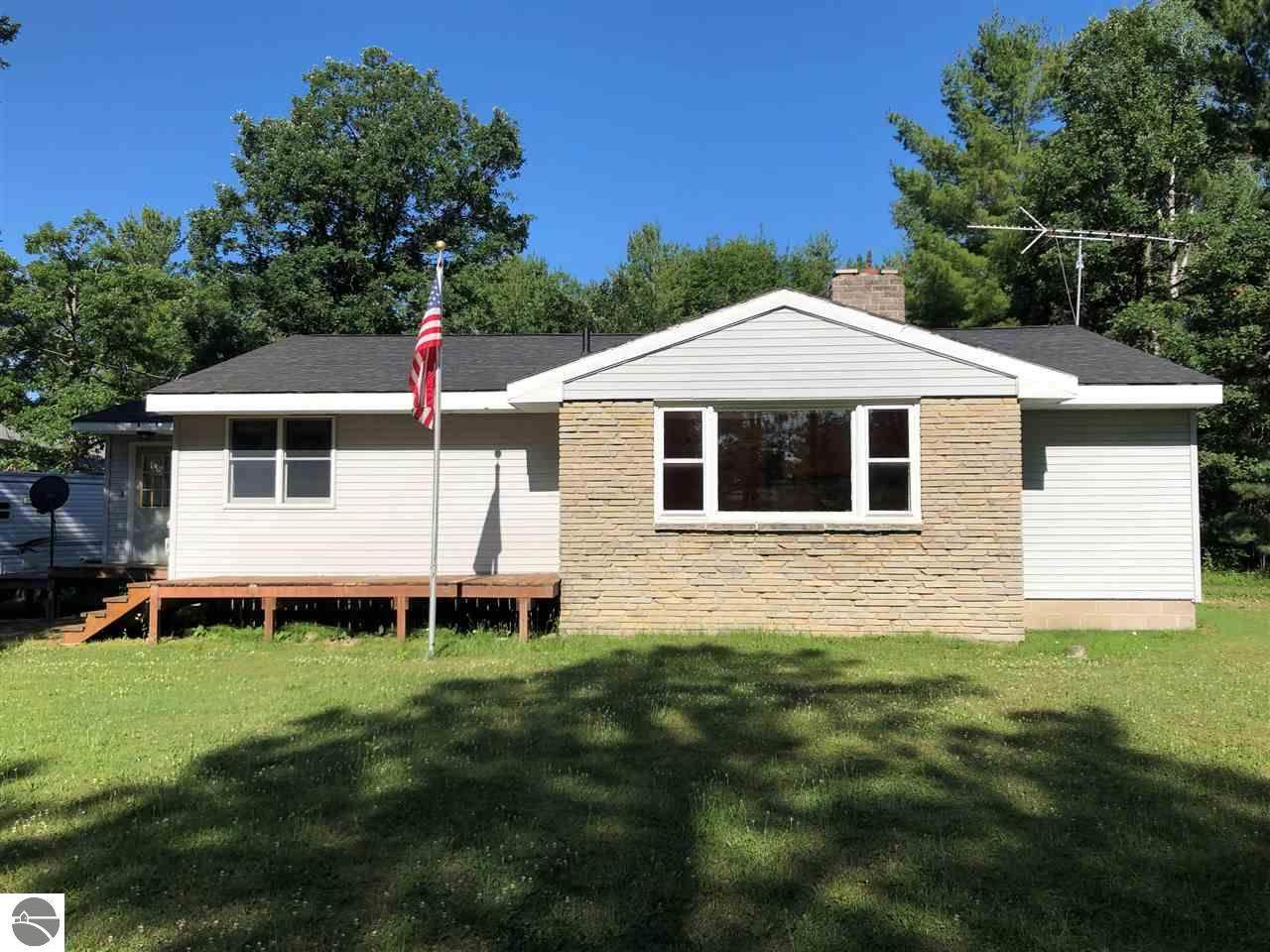 10490 Mackinac Trail - Photo 1