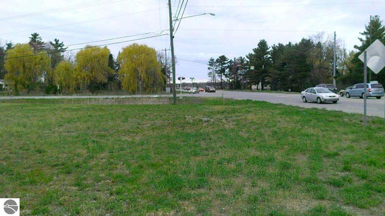 Three Mile Road - Photo 1