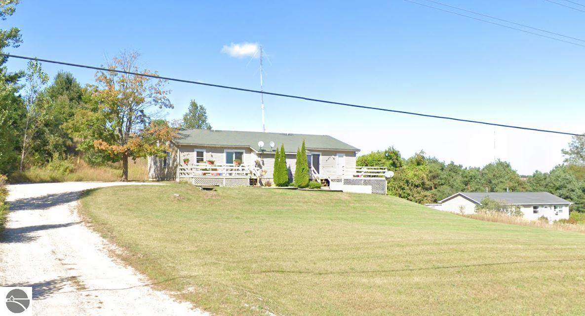 6128 Barney Road - Photo 1