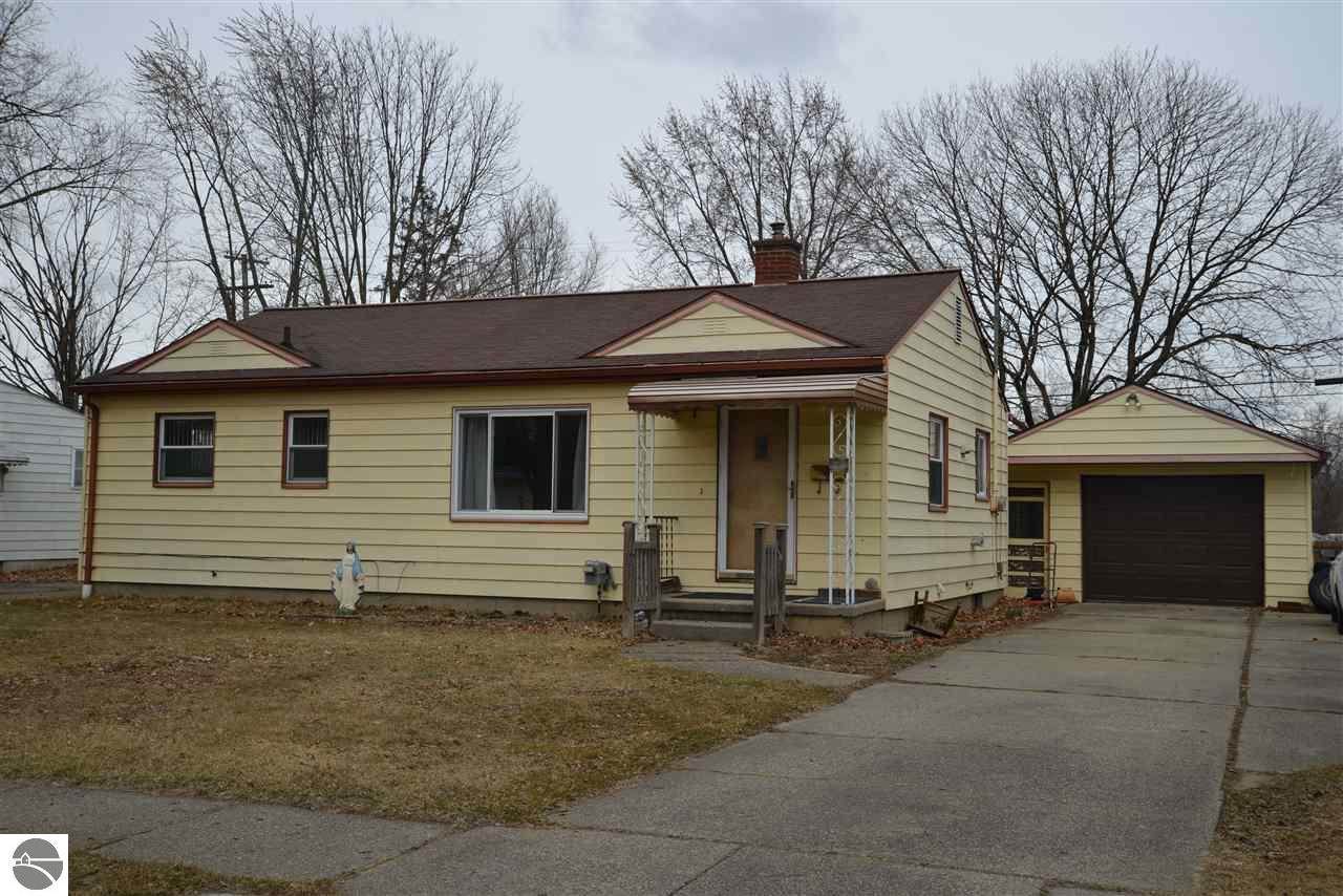 335 North Drive - Photo 1