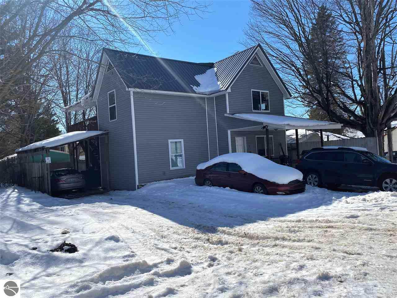 7621 Thomas Street - Photo 1