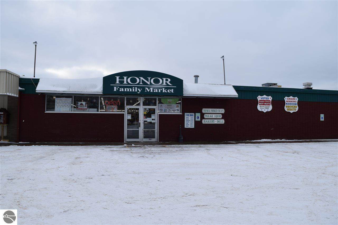 10625 Main Street - Photo 1