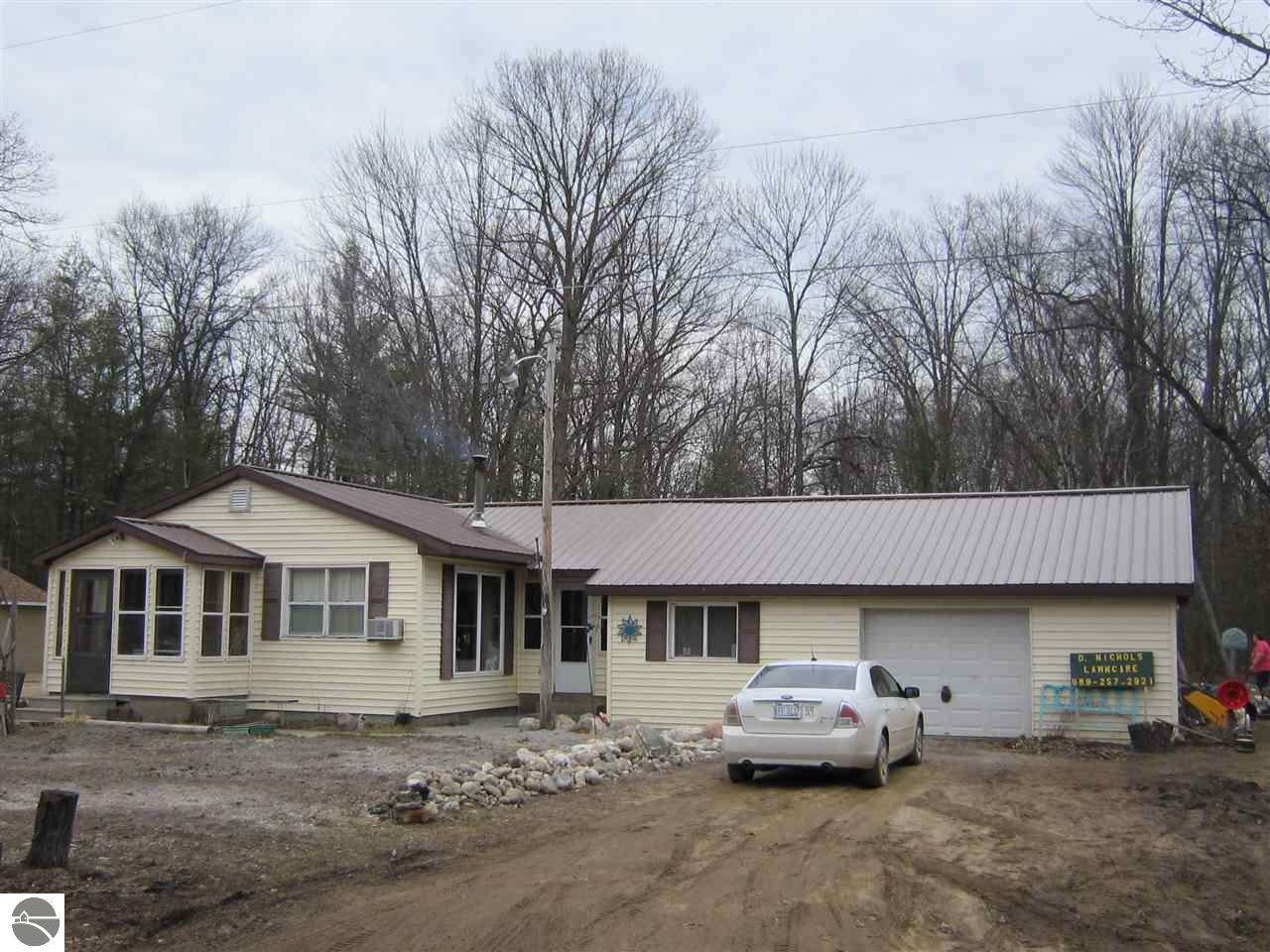 4780 Goodar Road - Photo 1