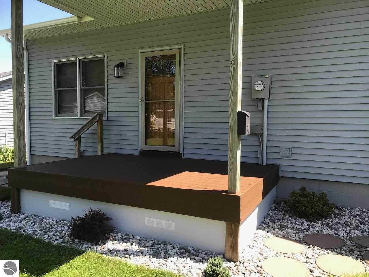 726 Cypress Street - Photo 1