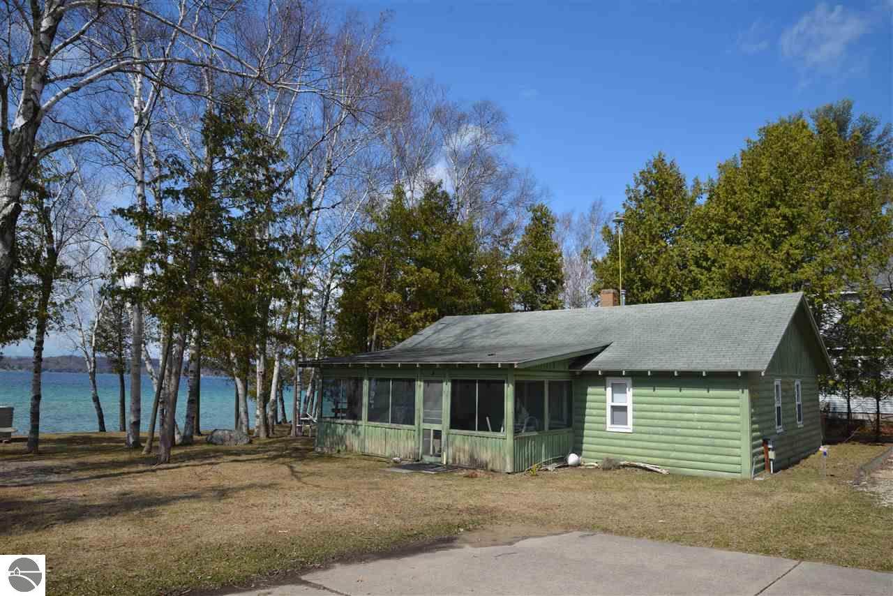 9608 Cedar Shores Court - Photo 1