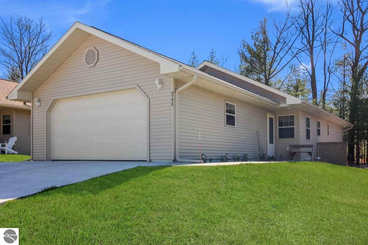 9798 Deer Track Court - Photo 1
