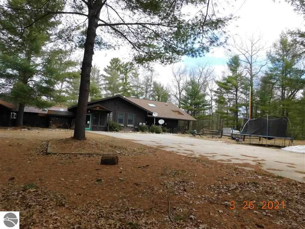 269 Scenic Drive - Photo 1
