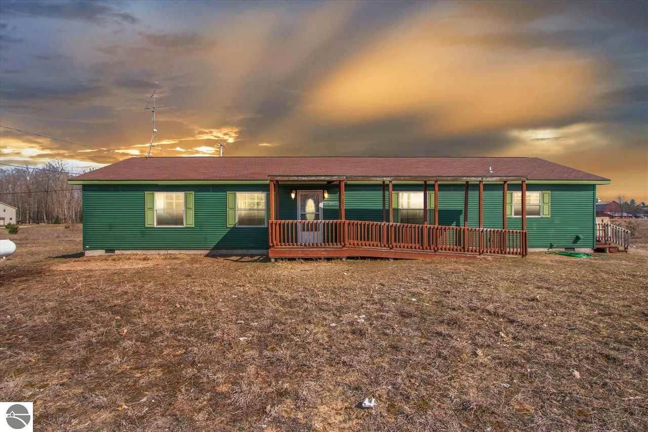 11934 Homestead - Photo 1