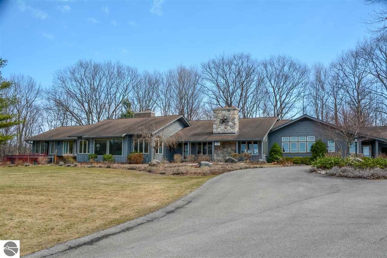 1461 Eagle Highway - Photo 1