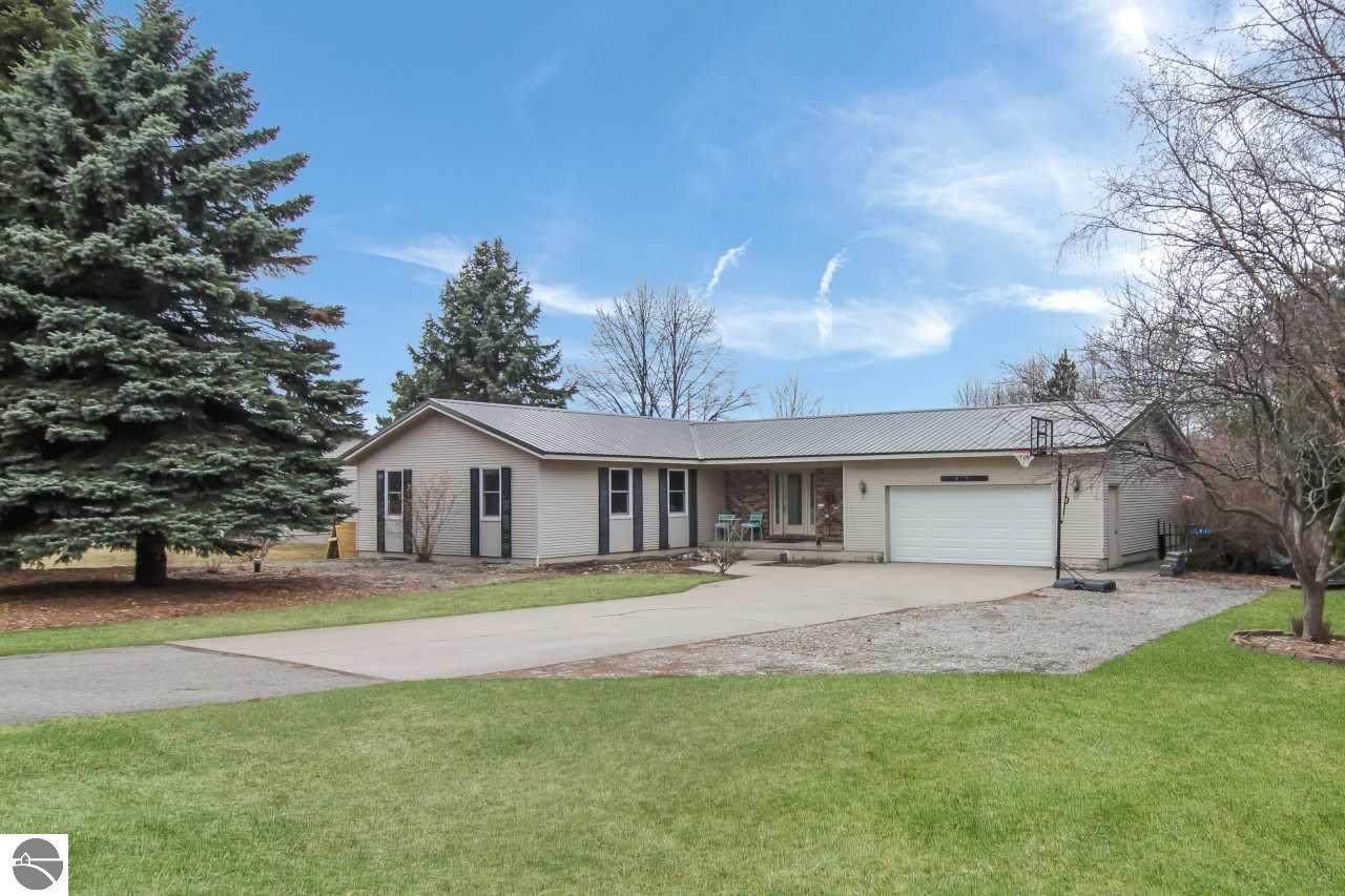 4171 Foxcraft Drive - Photo 1