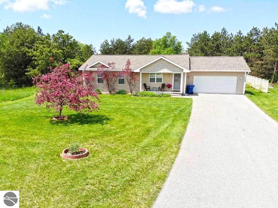 1790 Hansen Circle - Photo 1