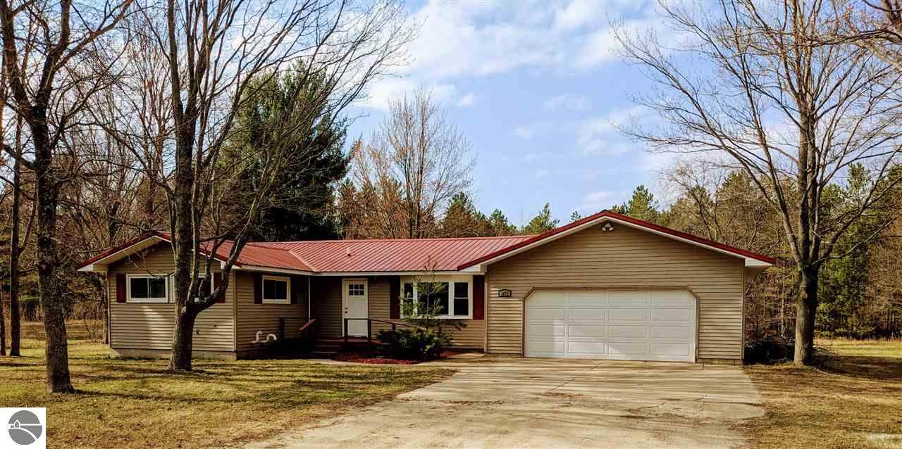 1571 Dorena Drive - Photo 1