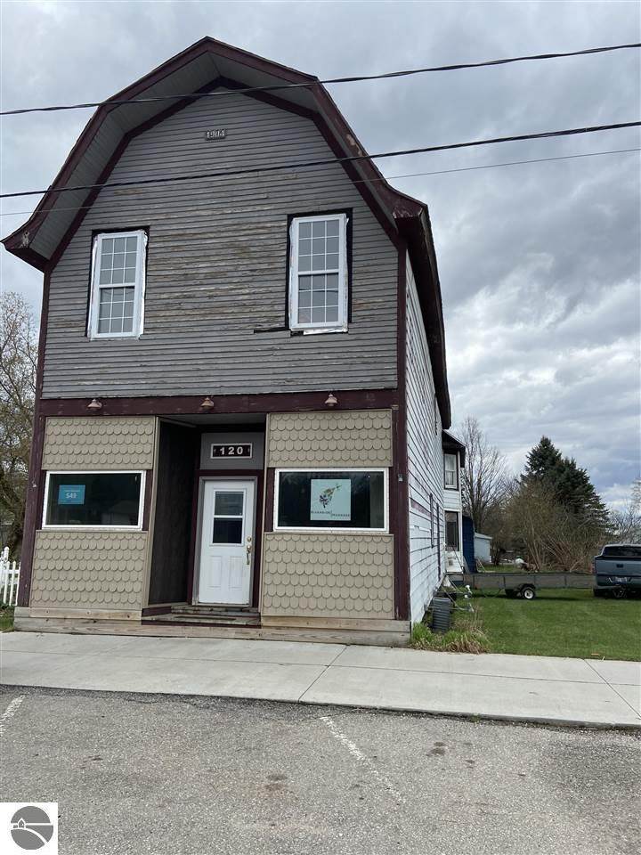 120 Wexford Avenue - Photo 1