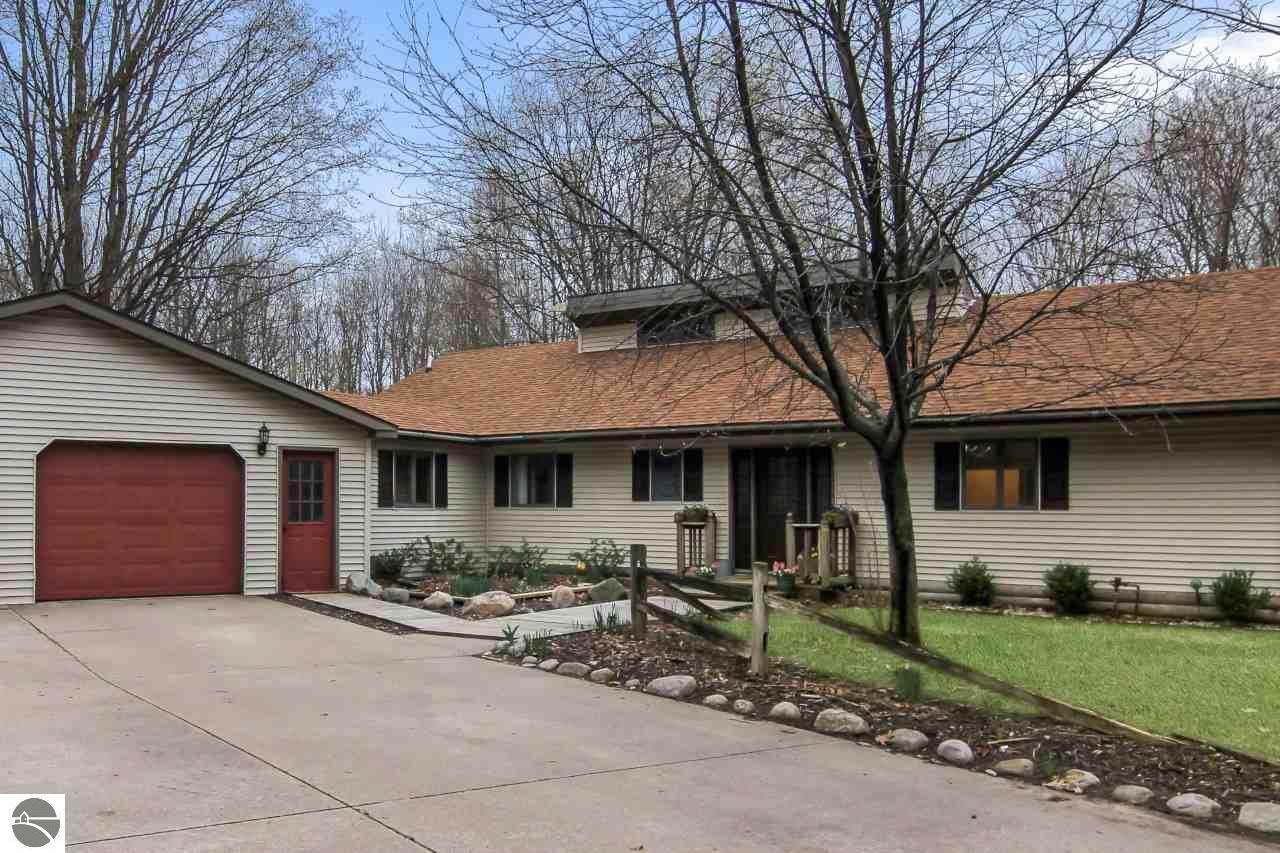 2955 Scenic Highway - Photo 1