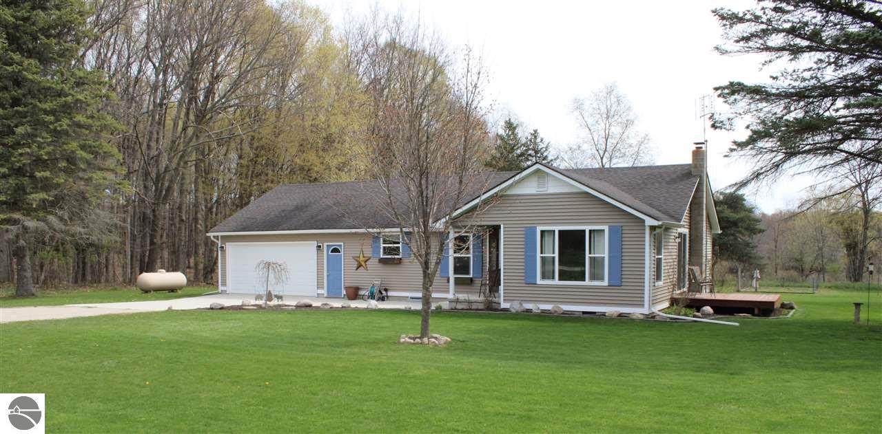 1996 Wyman Road - Photo 1