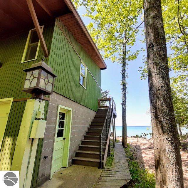 17724 Ridgewood Drive - Photo 1