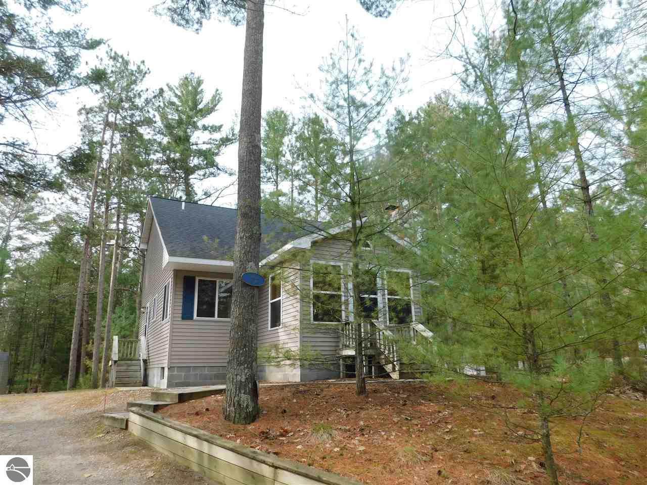 2504 Maple Avenue - Photo 1