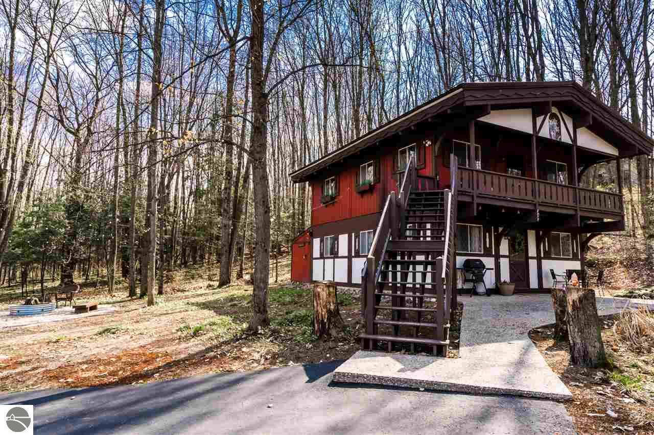2715 Schuss Mountain Drive - Photo 1