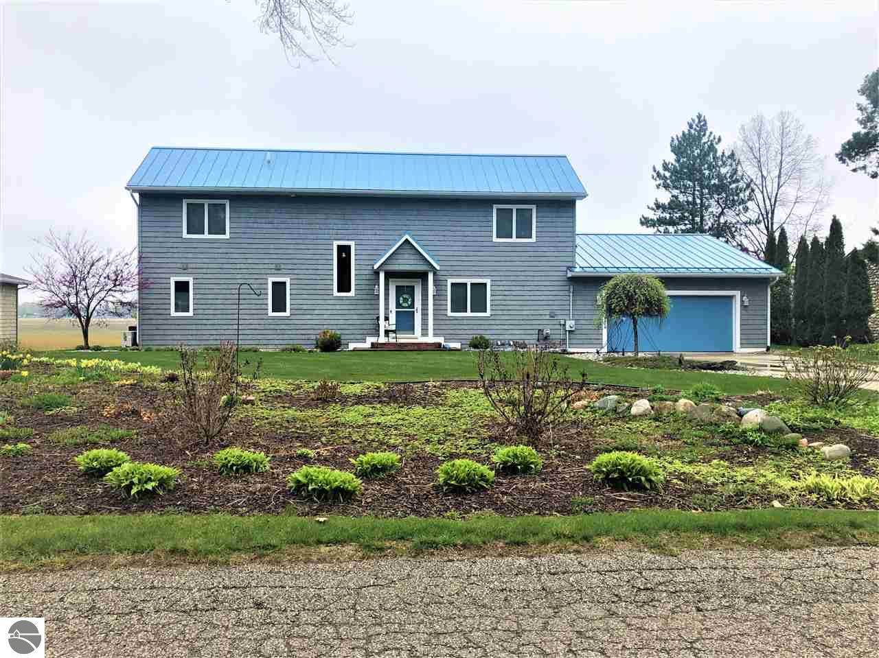 75 Lakeshore Drive - Photo 1