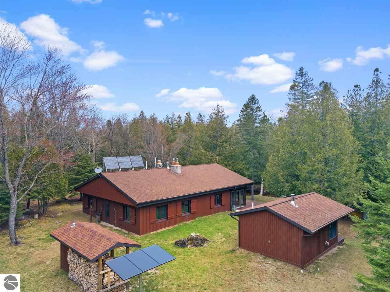 W2265 Kenneth Road - Photo 1