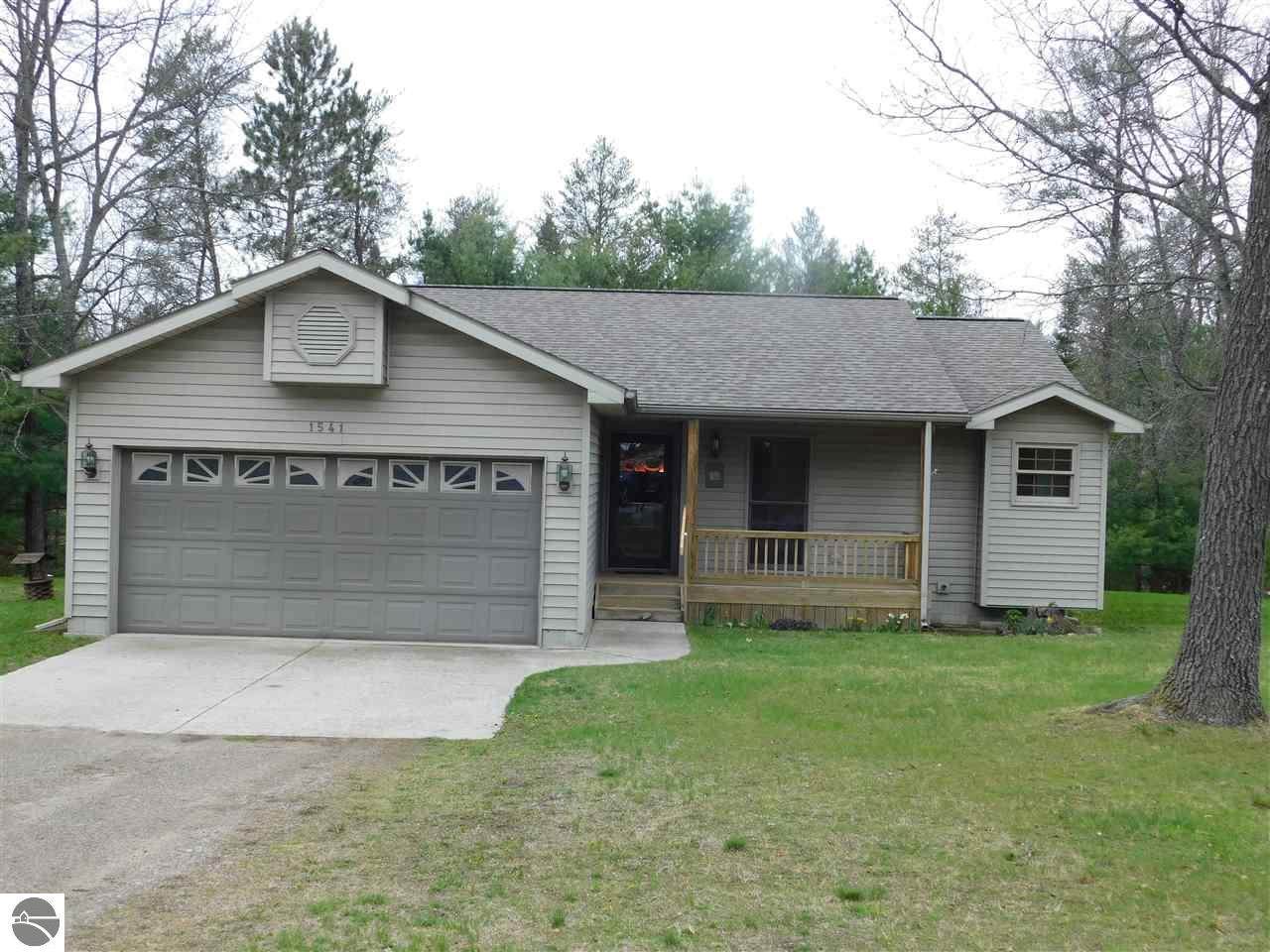 1541 Indian Lake Road - Photo 1
