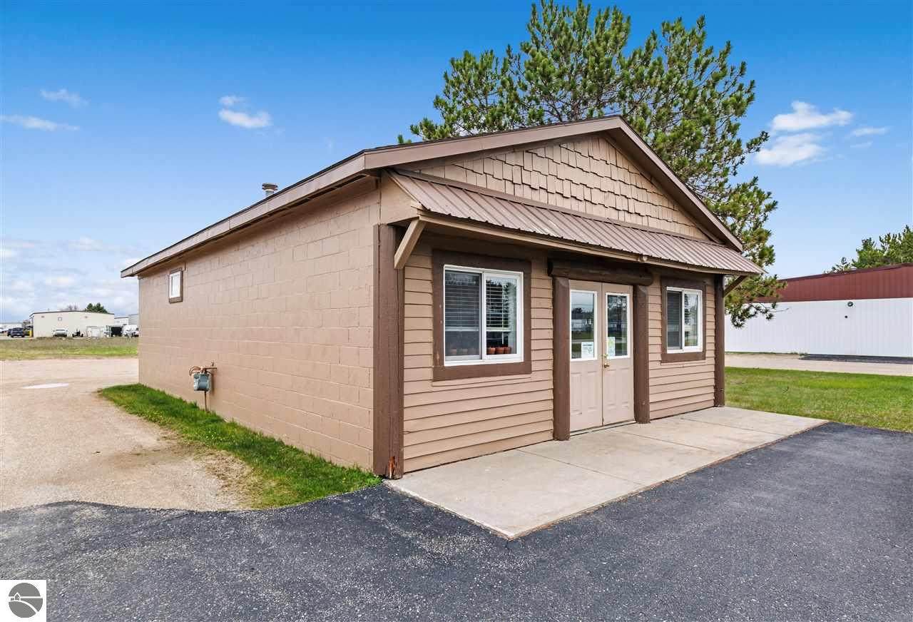 1848 Dickerson Road - Photo 1