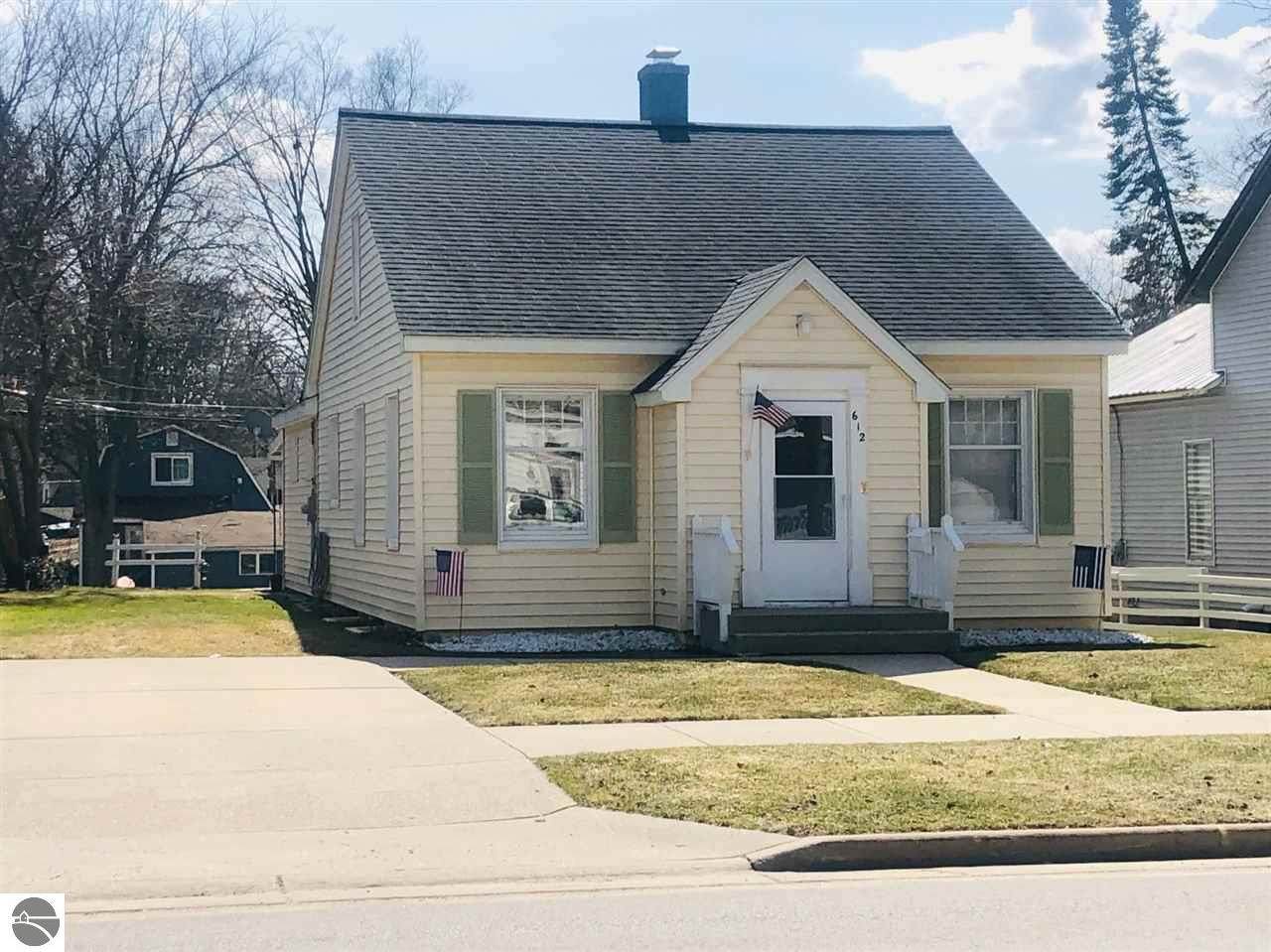 612 Chapin Street - Photo 1