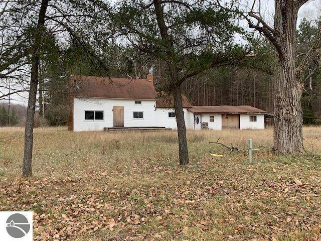 3030 32 Road - Photo 1