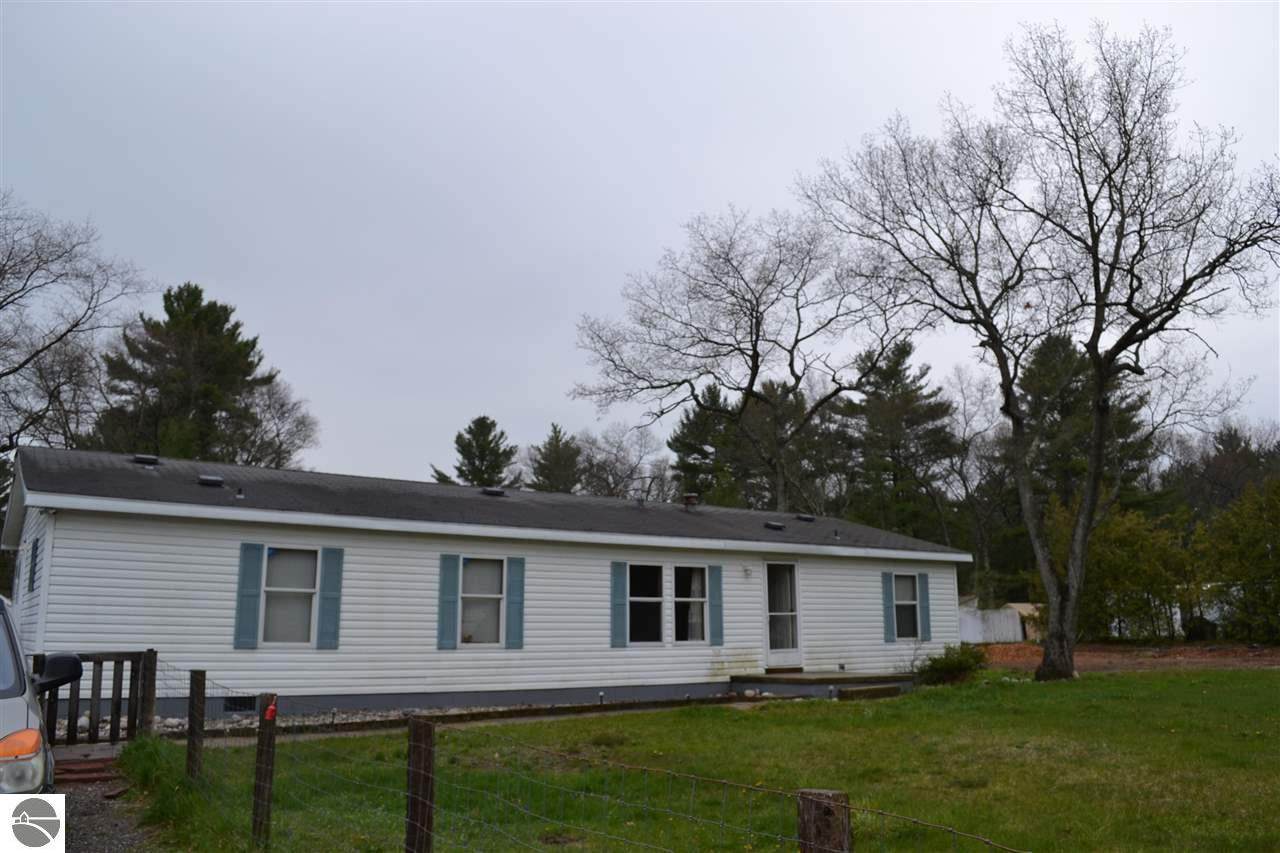 4736 Wenona Avenue - Photo 1