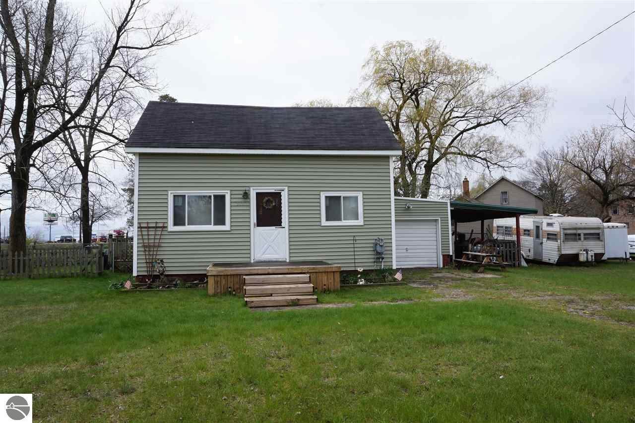 318 North Avenue - Photo 1