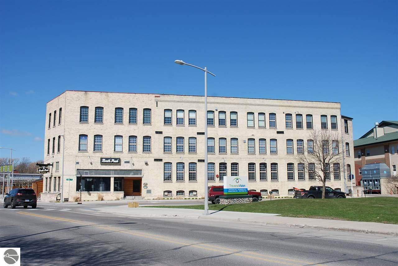 400 Front Street - Photo 1